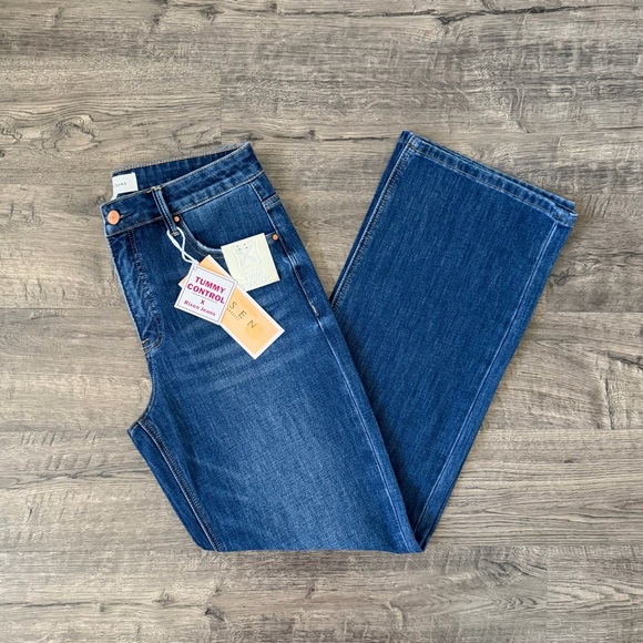 Risen High Rise Straight Leg Jeans | 7/28 | NWT Tummy Control Stretch - Picture 9 of 15